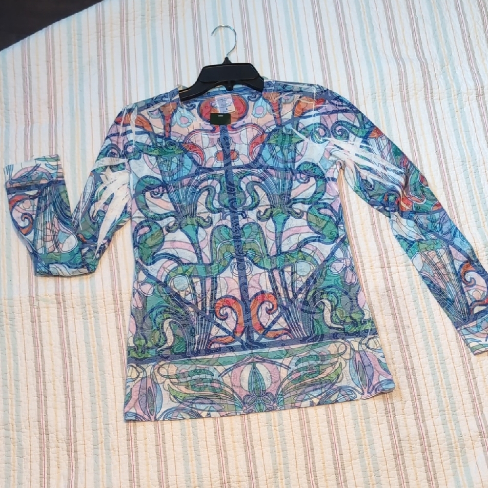 🌼Laura Ashley Multicolor Patterned Top